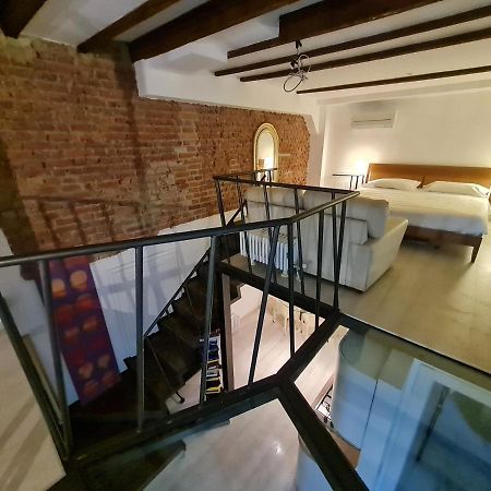 Апартаменты Isola - Ugo Bassi Charme Loft Милан Экстерьер фото