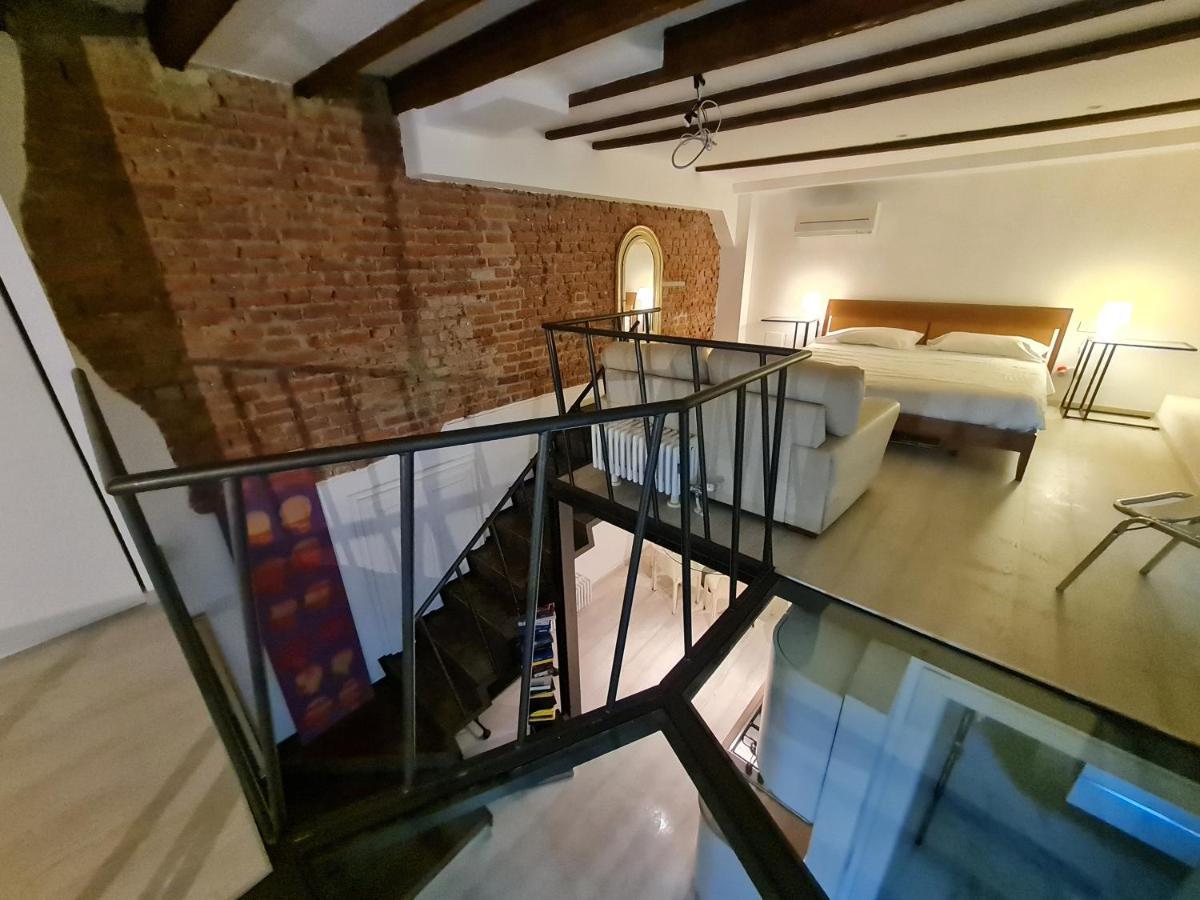 Апартаменты Isola - Ugo Bassi Charme Loft Милан Экстерьер фото